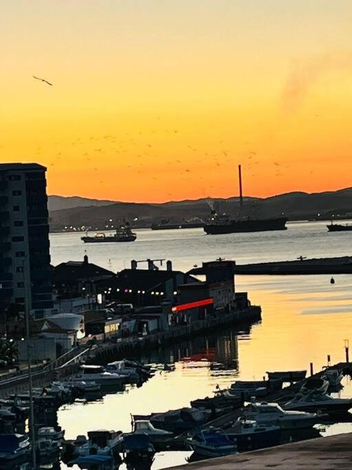 The Rock Retreat - Gibraltar Daire Dış mekan fotoğraf